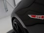 Volkswagen Golf 2.0 TSI GTI | Panoramadak | Stoelverwarming | Carplay | Camera | Sportstoelen | Climate control | Parkeerhulp | Cruise control | 19'' lichtmetalen velgen