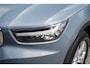 Volvo XC40 T4 Momentum | Trekhaak | Lederen Bekleding | Elektrische Achterklep | Parkeercamera | Voorruitverwarming | Stoelverwarming |