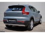 Volvo XC40 T4 Momentum | Trekhaak | Lederen Bekleding | Elektrische Achterklep | Parkeercamera | Voorruitverwarming | Stoelverwarming |