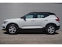 Volvo XC40 T2 Momentum Core AUT. | Parkeercamera | Carplay/Android | Zwart Dak | PDC V/A |