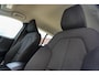 Volvo XC40 T2 Momentum Core AUT. | Parkeercamera | Carplay/Android | Zwart Dak | PDC V/A |