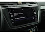 Volkswagen Tiguan 1.4 TSI 150pk DSG ACT Highline Trekhaak Camera Keyless Stoelverwarming Virtual Cockpit Navigatie