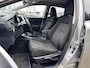 Toyota Auris 1.8 Hybrid Lease+ **NAVIGATIE/ KEYLESS/ PARKEERSENSOREN VOOR/ GARANTIE**