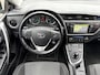 Toyota Auris 1.8 Hybrid Lease+ **NAVIGATIE/ KEYLESS/ PARKEERSENSOREN VOOR/ GARANTIE**