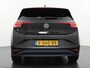 Volkswagen ID.3 First Max 58 kWh Panorama dak | 20" LMV | 8% bijtelling | Camera | Trekhaak | IQ Light