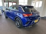 Volkswagen T-Roc 2.0 TSI 4Motion R | Panoramadak | Keyless | Beats | Dealer onderhouden | Adaptieve cruise control | Dodehoeksdetectie | Lane assist | Digital dashboard | Afneembare trekhaak | Achteruitrijcamera | Climate control | Navigatie | Stoelverwarming