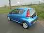 Peugeot 107 Peugeot 107 1.0 benzine AUTOMAAT airco 106.000km