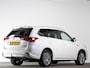 Mitsubishi Outlander Instyle 2.4 PHEV 225pk | Schuifdak | Lederen bekleding | Achteruitrijcamera | Trekhaak | Adaptieve Cruise Control |