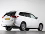 Mitsubishi Outlander Instyle 2.4 PHEV 225pk | Schuifdak | Lederen bekleding | Achteruitrijcamera | Trekhaak | Adaptieve Cruise Control |