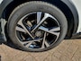 Toyota C-HR 1.8 Hybrid Bi-tone All-in prijs!