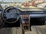 Mercedes-Benz 200-Serie 200-500 (W124) 230 E Automaat NAP, Airco, Schuif-/Kanteldak elek., Trekhaak