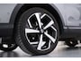 Nissan Qashqai 1.6 Tekna | Trekhaak afn | Panodak | Elektr Stoel | Camera | Led | Keyless | Climate Control | Stoelverwarming | Navigatie | Cruise Control