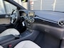 Mercedes-Benz B-klasse 200 Ambition Leer Cruise Stoelverwarming Led PDC Navi Nederlands