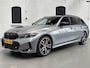 BMW 3-Serie Touring 330e xDrive CAMERA / NL AUTO / M STOELEN / TREKHAAK / M PAKKET