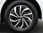 Volkswagen Polo 1.0 TSI Life Business | Apple Carplay | Navigatie | Parkeersensoren | Climate control | Adaptieve cruise control | 15" Lichtmetalen velgen | LED koplampen | Digital cockpit |