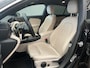 Mercedes-Benz CLA Shooting Brake 180 Luxury Line Lederen Bekleding/Keyless/Parkeersensoren Voor&Achter/| Achteruitrijcamera | Elektrische ramen voor | Extra getint glas