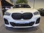 BMW X1 xDrive25e High Executive M-sport Groot Navi | Panorama | Trekhaak afn. | Camera | 19"