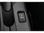 Toyota Auris 1.8 Full Hybrid Dynamic | Origineel NL | Volledig dealer onderhouden | Keyless | 17 inch | Cruise | Clima | Navigatie | Parkeersensoren achter | Camera