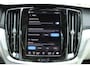 Volvo V60 T6 Plug-in hybrid AWD 350PK Plus Dark | Panoramadak | Head-up Display | 360 Graden Camera | Lederen Bekleding Blond | Getint Glas | Stuurverwarming | Stoelverwarming | Verwarmbare Achterbank | Harman/Kardon | Adaptieve Cruise Control | Keyless | Pilot Assist | BLIS | Power Seats Met Memory