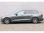Volvo V60 T6 Plug-in hybrid AWD 350PK Plus Dark | Panoramadak | Head-up Display | 360 Graden Camera | Lederen Bekleding Blond | Getint Glas | Stuurverwarming | Stoelverwarming | Verwarmbare Achterbank | Harman/Kardon | Adaptieve Cruise Control | Keyless | Pilot Assist | BLIS | Power Seats Met Memory