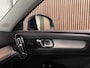 Volvo XC40 T4 Recharge Inscription | Schuifdak | Harman Kardon | Stoel en Stuurwielverwarming | Parkeercamera | Lederen bekleding | Cruise Control | 18 Inch | Keyless Drive | Parkeersensoren voor+achter | Elektrisch bedienbare achterklep | Climate Control L+R | DAB