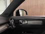 Volvo XC40 T5 Recharge R-Design | Schuifdak | 360° Camera | Harman Kardon | Adaptieve Cruise Control | Stoelverwarming voor+achter | Stuurwielverwarming | Full LED Meesturende koplampen | Pilot Assist | BLIS Dode Hoek Detectie | Leder/alcantara bekleding | Zitting v
