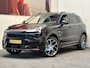 Lynk & Co 01 1.5 50 STUKS OP VOORRAAD ! VOL OPTIES ! 360 CAMERA ADAPTIVE CRUISE CONTROL PANORAMA SCHUIF/KANTELDAK APPLE CARPLAY/ANDROID RIJSTROOKSENSOREN ZEER MOOI !! Brgl