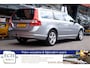 Volvo V70 T4 180 pk Nordic, Leer, Xenon, Navi, Bluetooth, Trekhaak, 17 inch