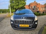 Peugeot 3008 1.6 VTi Première Airco Panoramadak weinig KM'ers
