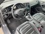 Volkswagen Golf 1.4 TSI Highline Business R|Keyless|19"|Camera|