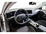 Opel Astra Electric 54 kWh | Camera | Stoel & Stuurverwarming | Navigatie | Dodehoekbewaking | Parkeersensoren |