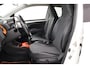 Toyota Aygo 1.0 VVT-i x-cite | Elektrisch vouwdak | Apple Carplay / Android Auto | Airco | Camera | 15 inch