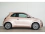 Fiat 500e 42 kWh | Camera | Stoel & Stuurverwarming | Apple Carplay & Android Auto | Style Pack | Parkeersensoren |