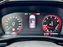 Volvo XC40 2.0 T4 R-Design Pano/H&K/Camera