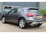 Mercedes-Benz GLA 200 Premium Pano-dak | Trekhaak | Xenon-LED | Navi | ECC | PDC | Cruise | Half-Leder | Sportstoelen | Stoelverw | LMV18'' | Goede banden | Zeer nette