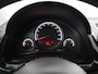Volkswagen Up! 1.0 groove up! | Panoramadak | Parkeersensoren | Bluetooth | Stoelverwarming | Cruise Control |