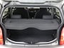 Volkswagen Up! 1.0 groove up! | Panoramadak | Parkeersensoren | Bluetooth | Stoelverwarming | Cruise Control |