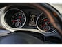 Volkswagen Golf Cabriolet 1.2 TSI BlueMotion Parkeersensoren voor & achter Stuurwielbediening 18"L.M. Navi