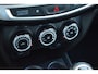 Mitsubishi ASX 1.6i-16V ISG Intense+ | Cruise Control | Navigatie | Camera | Trekhaak | 16"LMV