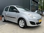 Renault Twingo 1.2-16V Dynamique (12 mnd BOVAG garantie)