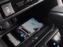 Toyota RAV4 2.5 Plug-in Hybrid AWD Bi-Tone Plus | 360° Camera | Dodehoekdetectie | Noodremassistent | JBL | Adaptive Cruise Control | Actieve parkeersensoren | Lane Assist | Achteropkomend verkeer waarschuwing | Inc. 220v Laadkabel
