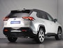 Toyota RAV4 2.5 Plug-in Hybrid AWD Bi-Tone Plus | 360° Camera | Dodehoekdetectie | Noodremassistent | JBL | Adaptive Cruise Control | Actieve parkeersensoren | Lane Assist | Achteropkomend verkeer waarschuwing | Inc. 220v Laadkabel