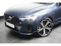 Volvo XC60 T6 Plug-in hybrid AWD Ultimate Dark | Luchtvering | Sportstoelen | Achterbank verwarmd | Alarmsysteem | Audio installatie high end