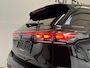 Volkswagen Tiguan Volkswagen Tiguan 1.5 eTSI R- Line keyless / Matrix / Head up / Massage / Groot nav / Trekhaak el. / Klep el.