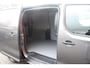 Peugeot e-Expert EV L2 75 kWh | NAVIGATIE 10" TOUCHSCREEN | ACHTERUITRIJ CAMERA | APPLE CARPLAY/ANDROID AUTO | PARKEERSENSOREN | CRUISE CONTROL | DAB+ RADIO | 3-ZITS | LAADRUIMTE PAKKET | PACK MODUWORK |