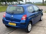 Renault Twingo 1.2 Authentique 3-Drs Stuurberkrachtiging Airco Electric pakket ABS Audio/Bluetooth Dealeronderhoud Nieuwe Apk!