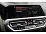 BMW 3-Serie Touring 330e Sportline | Sportstoelen | Shadowline | Navigatie | Trekhaak | Stoelverwarming