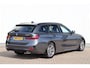 BMW 3-Serie Touring 330e Sportline | Sportstoelen | Shadowline | Navigatie | Trekhaak | Stoelverwarming