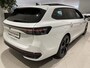 Volkswagen Passat Variant 1.5 eTSI R-Line Business | DIRECT LEVERBAAR | Pano. elektr. schuif/kanteldak | Multimedia pakket plus | Comfort pakket plus | Black Style Pakket | Assistance pakket plus | High-end geluidsysteem harman / kardon