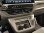 Volkswagen Transporter 2.0 TDI L2H1 30 Bulli 170 PK | Automaat | Dodehoeksensoren | Voorruitverwarming | Apple Carplay | Adaptive Cruise Control | Stoelverwarming | Achteruitrijcamera | DAB Radio | Uitparkeerassistent |